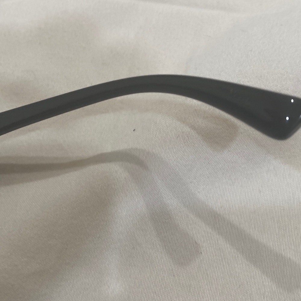 Women’s Black Oversized Oval Sunglasses - Picture 15 of 16